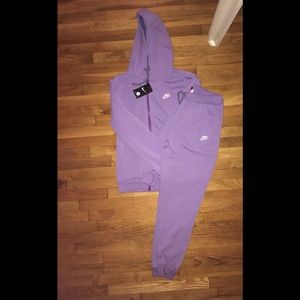 Women’s Nike Jogger set